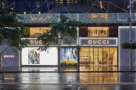 digital flagship store gucci|gucci store manhattan.